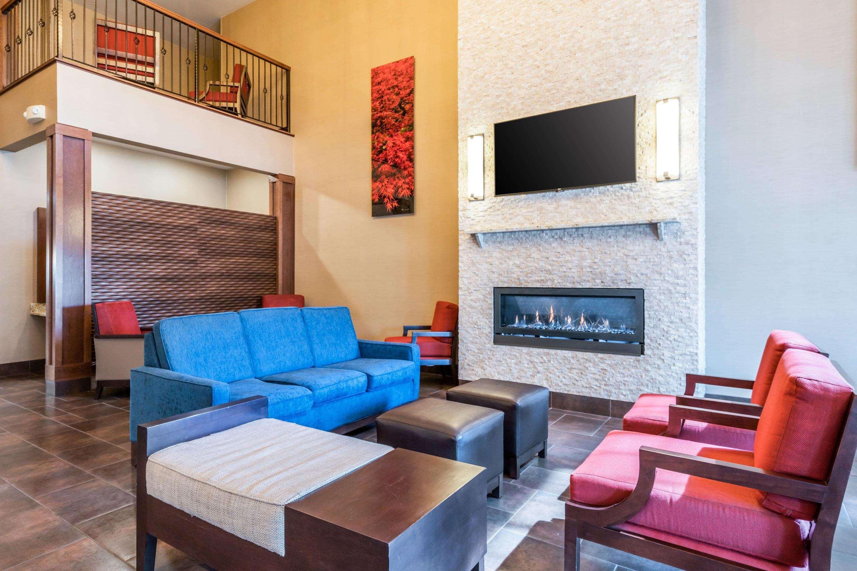Comfort Suites Yakima Exteriér fotografie